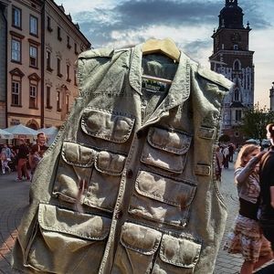 Men's 12 pocket Travel Vest